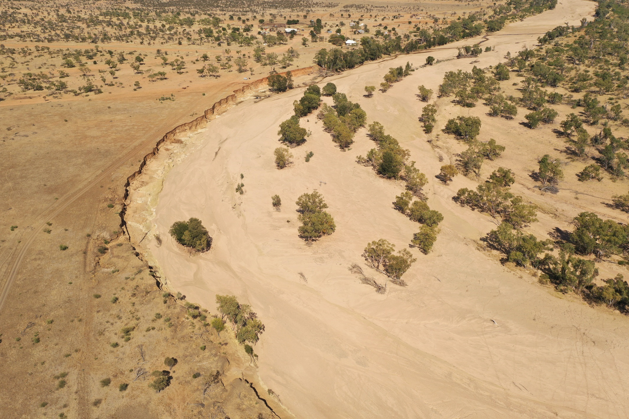 DRFA-Streambank-Remediation-Design-And-Construction-Flinders-River-QLD-1 DRFA STREAMBANK REMEDIATION DESIGN AND CONSTRUCTION, FLINDERS RIVER, QLD